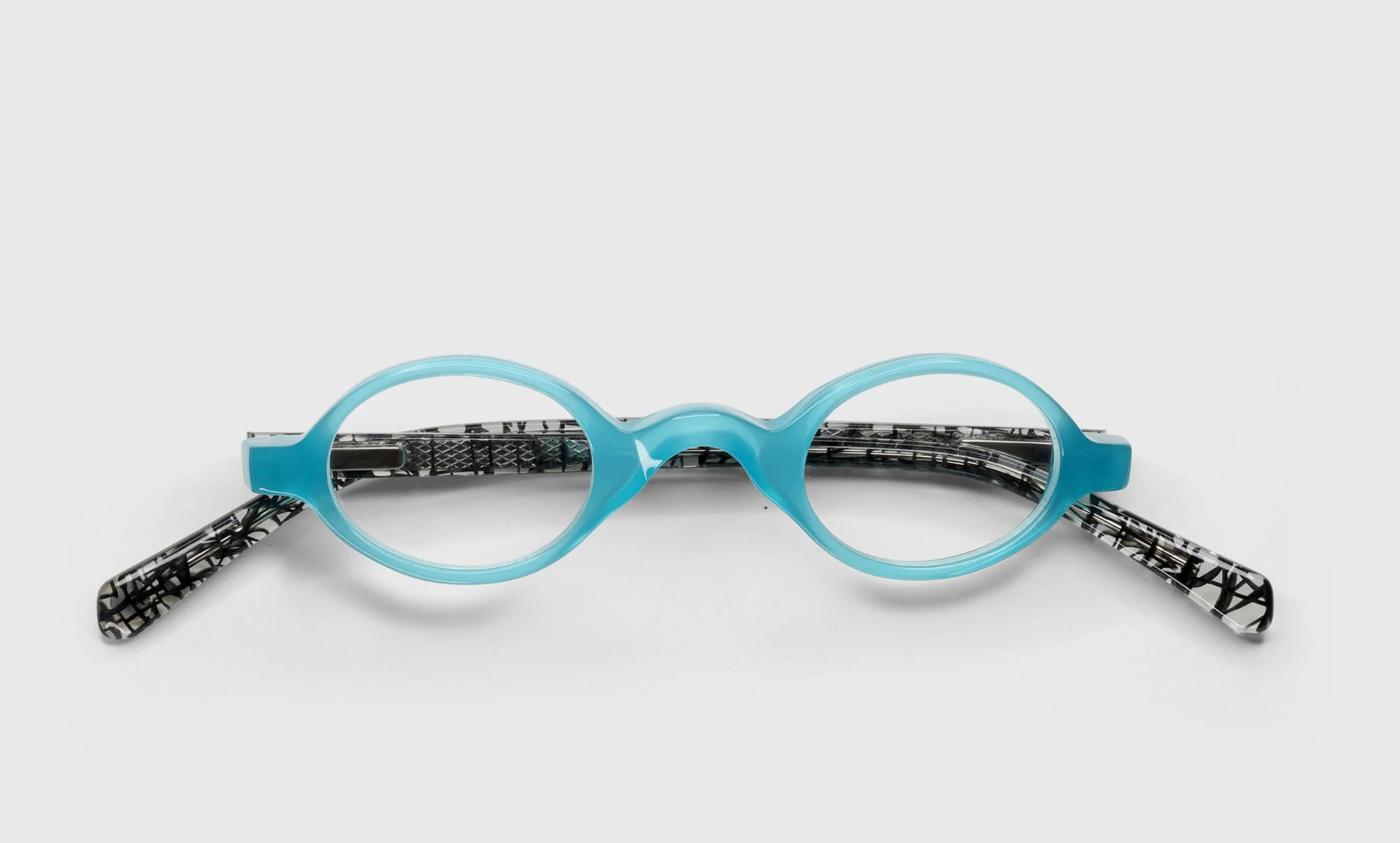 Old Money Color 60 - Turquoise Front and Black with Crystal Fishnet Temples - Image 2