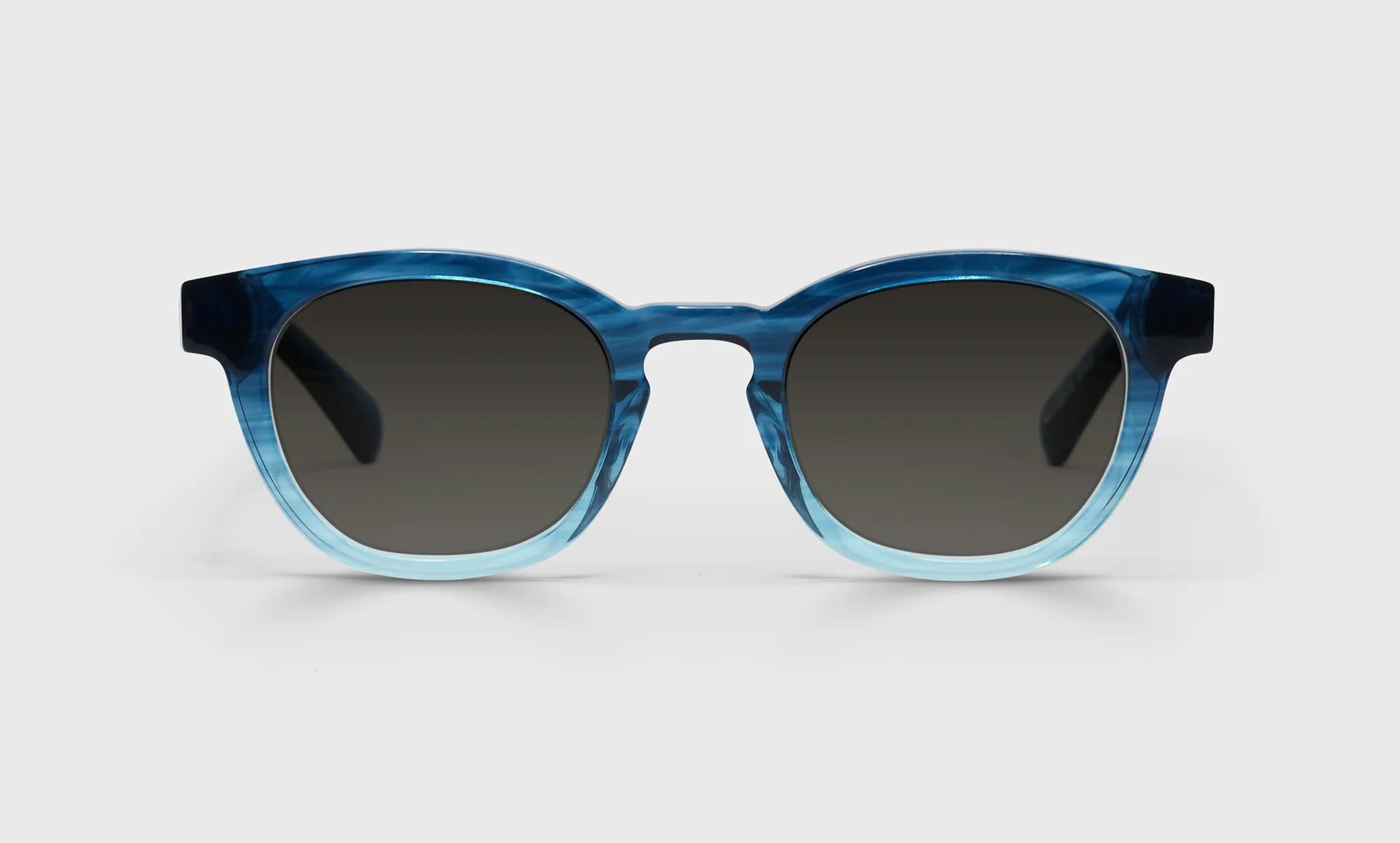 Waylaid Average Color 11 - Blue Fade Crystal Front with Blue Temples - Image 4