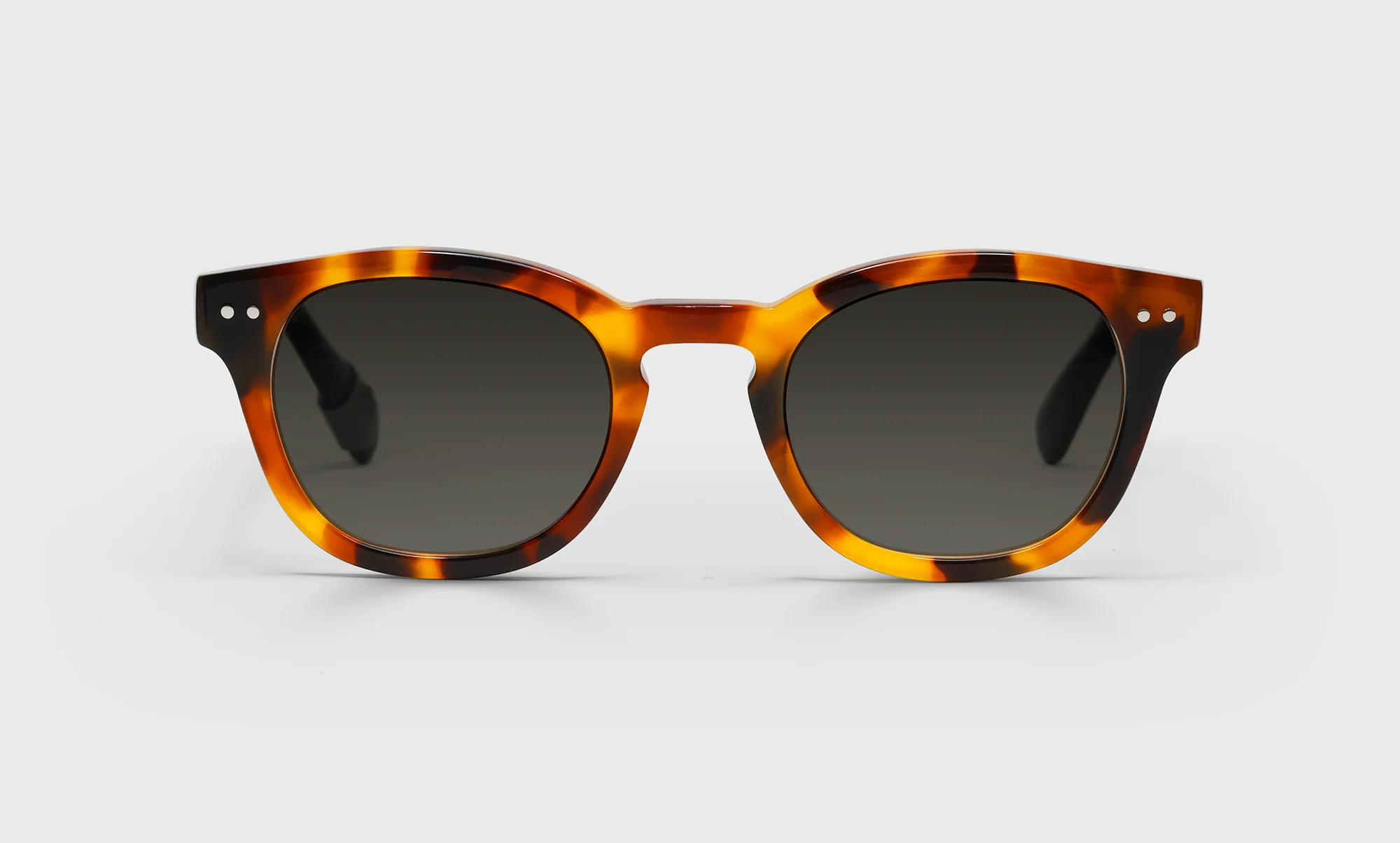 Waylaid Average Color 21 - Orange Tortoise Front with Black Temples - Image 4