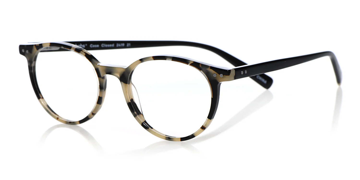 Case Closed Average Color 21 - Black & White Tortoise Front with Black Temples - Image 3