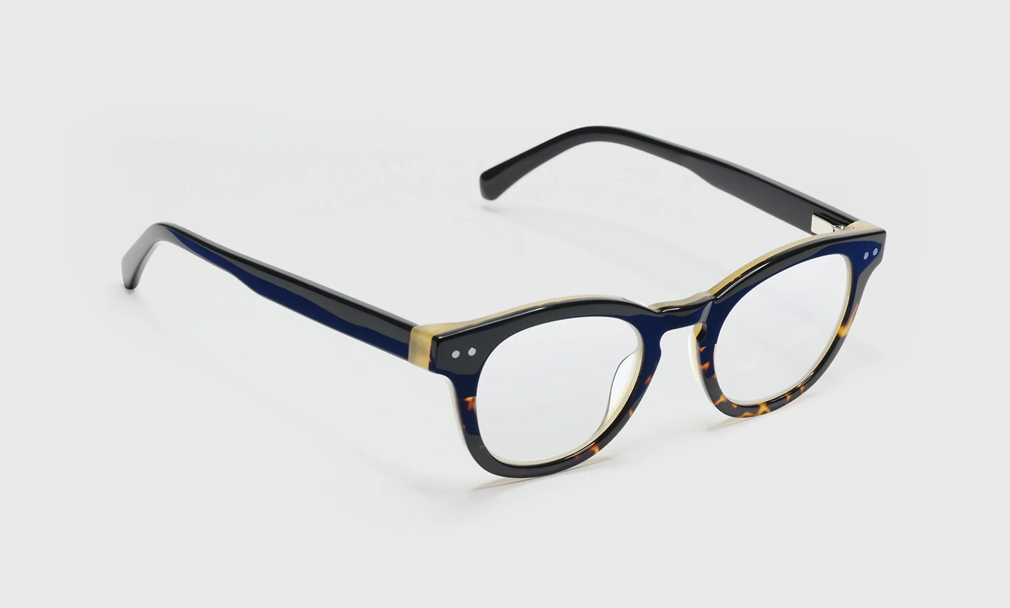Waylaid Wide Color 05 - Demi tortoise front with black temples - Image 2