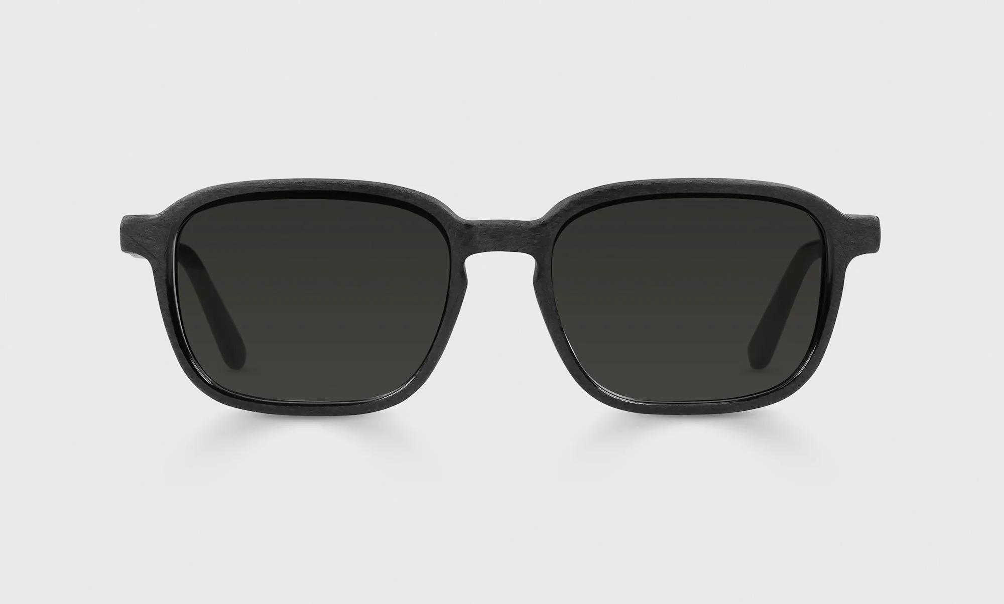 Well Done Color 00 - Matte Black Woodgrain Front and Temples