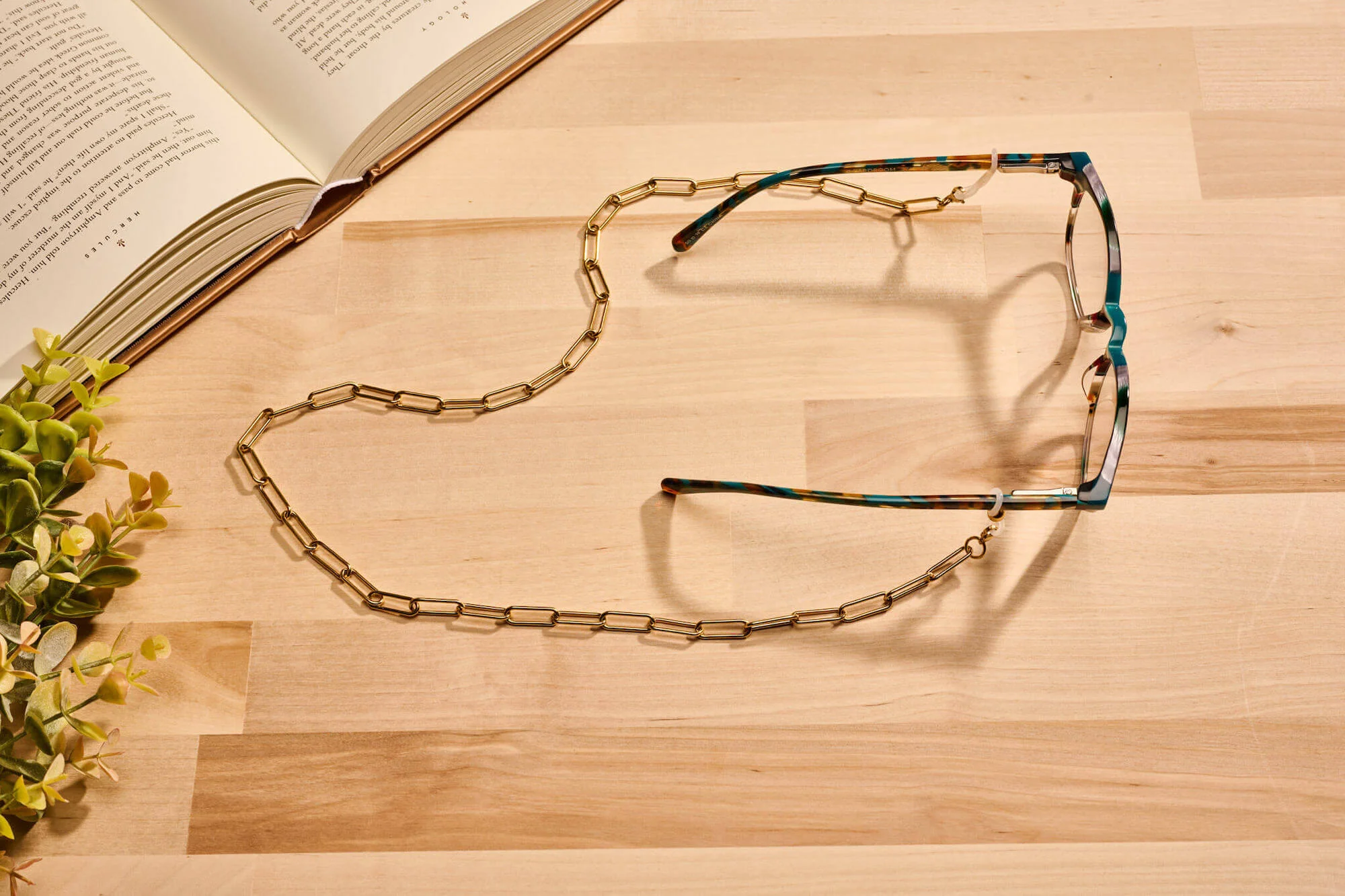 Chain of Command - Image 5