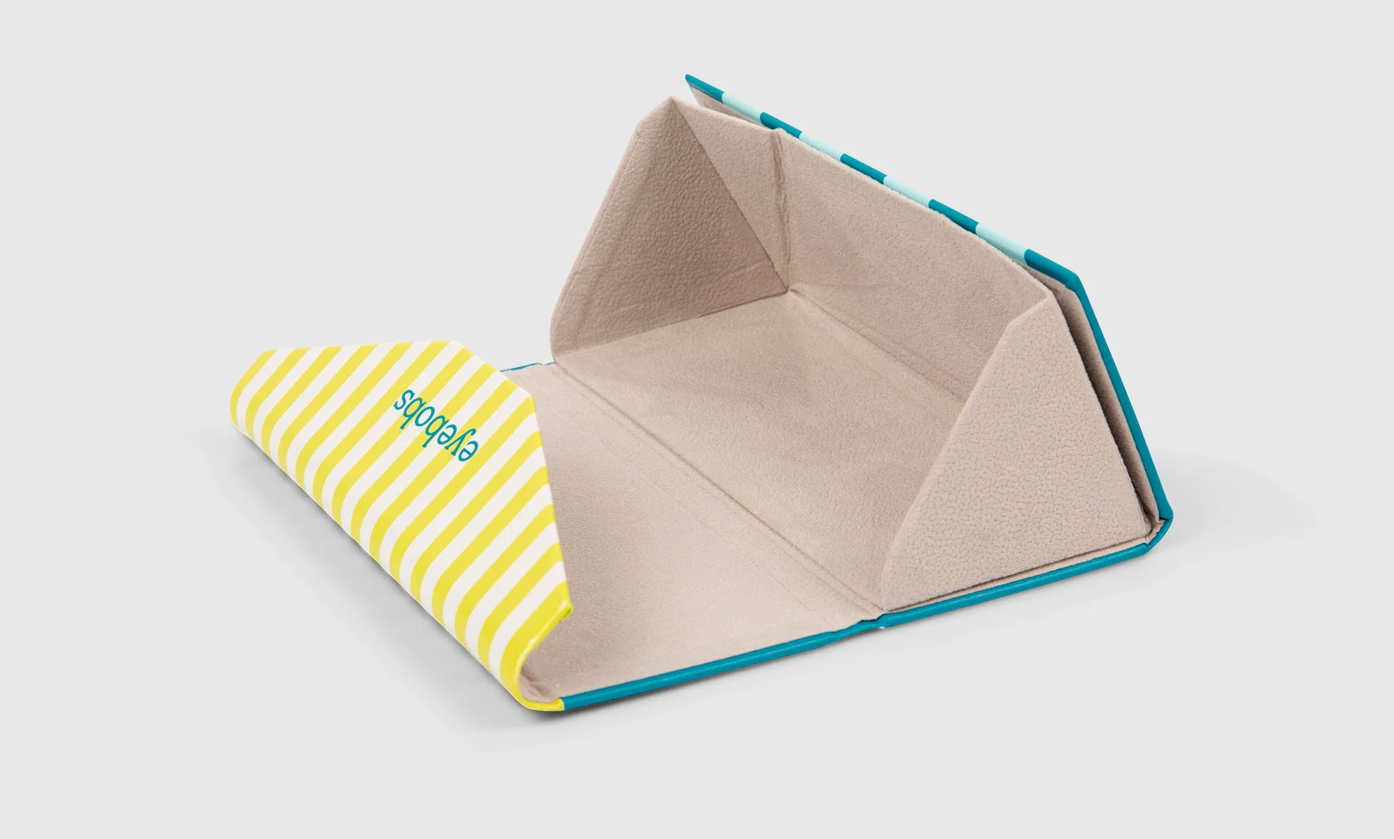 Tri-Fold Case with Cloth - Image 25